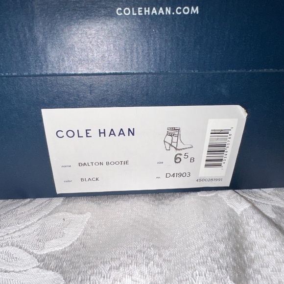 Cole Haan Dalton Bootie, Size 6.5, Black - Picture 5 of 16